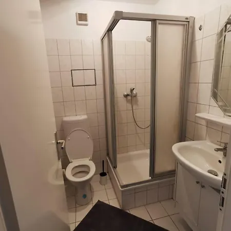 Apartment Aparts 2-zimmer In Schwerin (Mecklenburg-Vorpommern)
