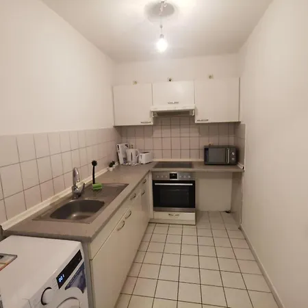 Apartment Aparts 2-zimmer In *